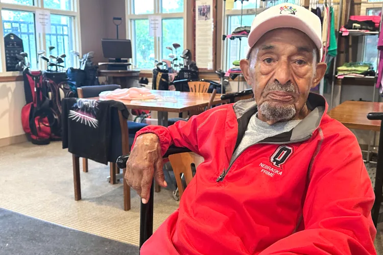 At 103, Omaha golfer still tries to improve game
